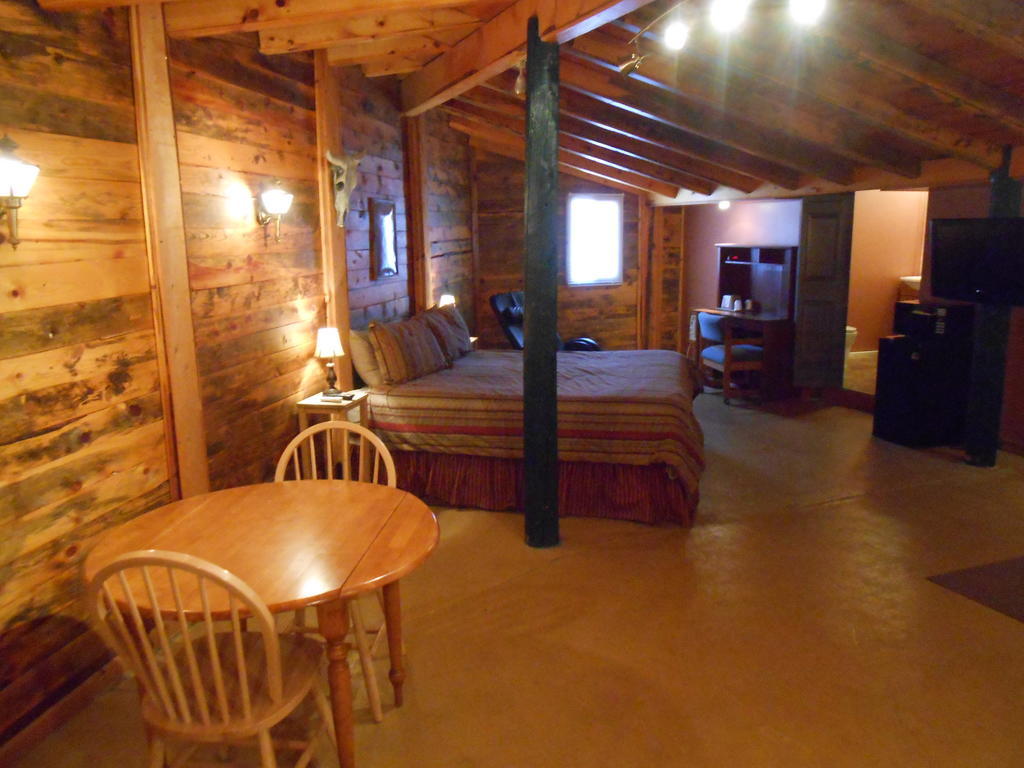 Redrock Country Inn Канаб Экстерьер фото