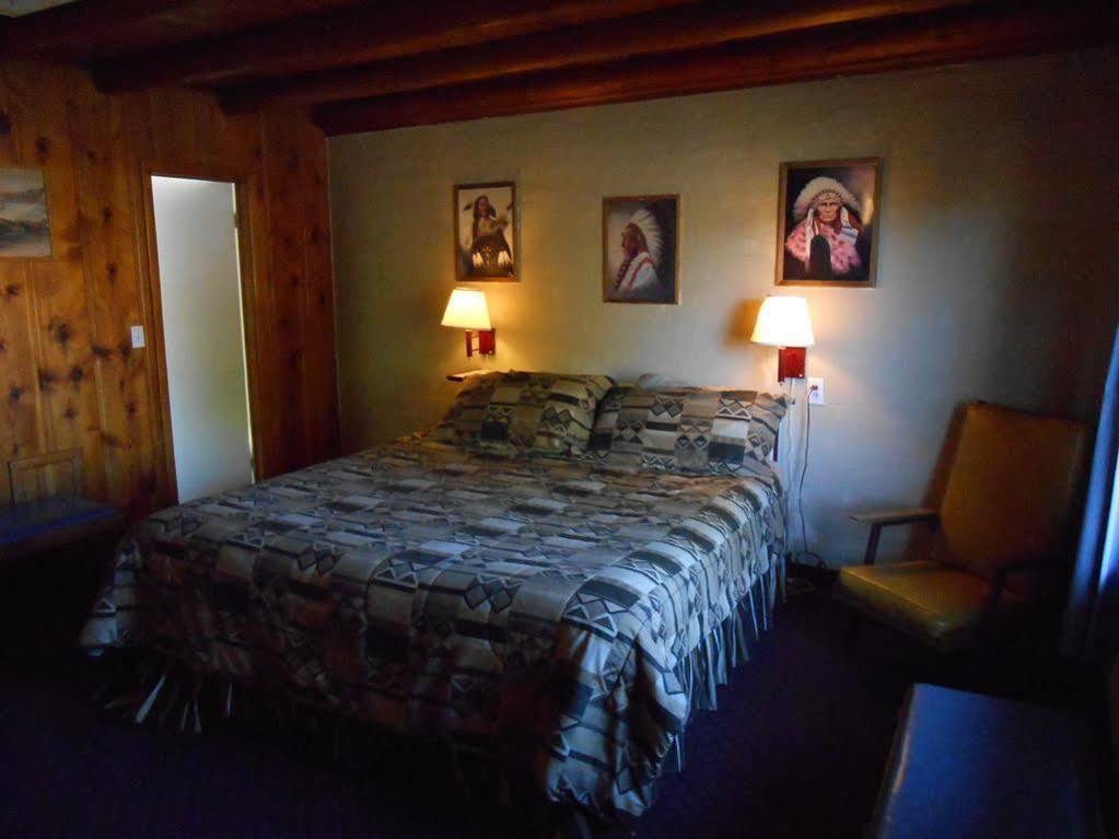 Redrock Country Inn Канаб Экстерьер фото